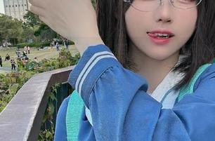 解锁miko酱ww女仆写真，观看她如何定义可爱新潮流！
