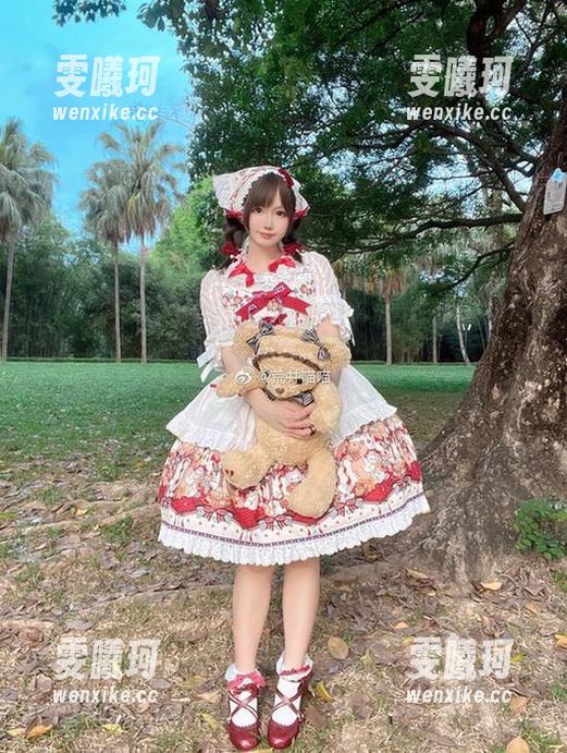 nyako喵子大魔王 nyako喵子大魔王浪漫网袜图集,捕捉每个精彩瞬间的完美合集