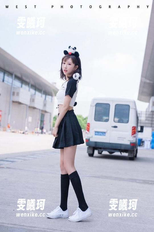pans - 无圣光照亮真实美：欣赏思思豹纹系列的精彩原图