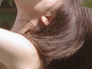 pans – 每一帧都动人心弦，诗诗的吊带写真作品诚意满满