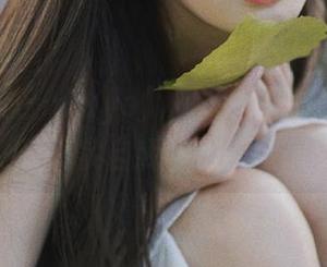 透视内心：wuyo(우요)透明写真图册呈现真实自我与深刻情感
