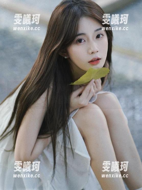 透视内心：wuyo(우요)透明写真图册呈现真实自我与深刻情感