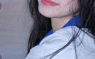 观看けん研(けんけん)兔女郎写真原图，感受她的青春与活力绽放！