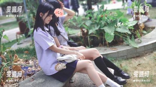 2021年サク(saku)的Fantia写真集，现在免费为大家奉上，快来下载吧！