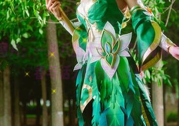精选图片：一米八的大梨子双马尾写真，青春与活力的完美碰撞