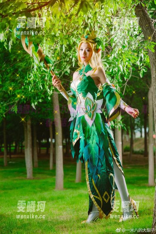 一米八的大梨子 精选图片:一米八的大梨子双马尾写真,青春与活力的完美碰撞