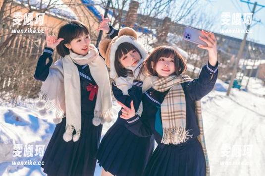 丽柜-子晴 丽柜 - 最新写真发布:子晴身穿水手服,尽显独特个性与青春活力