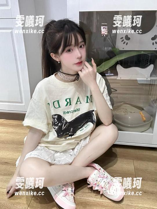 丽柜-甜甜 丽柜 - 甜甜双人摄影的灵感之旅:分享精美原图背后的故事