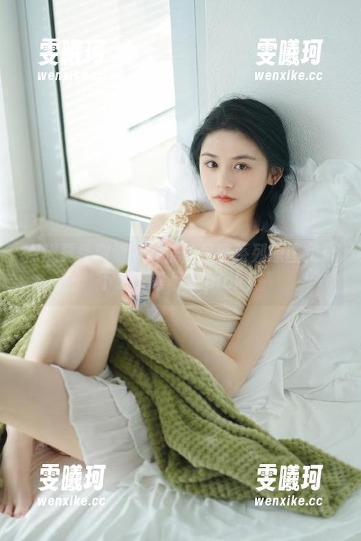 乔依丝joys 点燃夏季激情:乔依丝吊带系列原图免费下载,等你来pick!