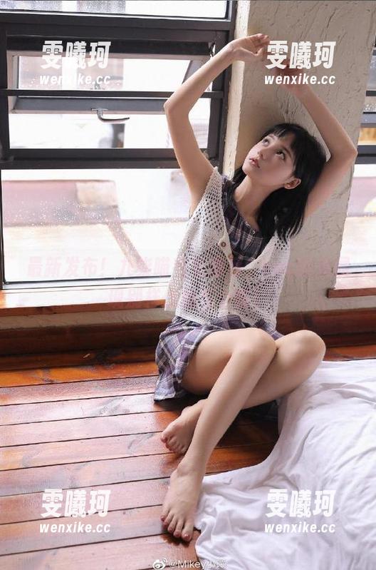 九柒喵 最新发布!九柒喵毛衣推荐,cos图集展现别样优雅与个性!