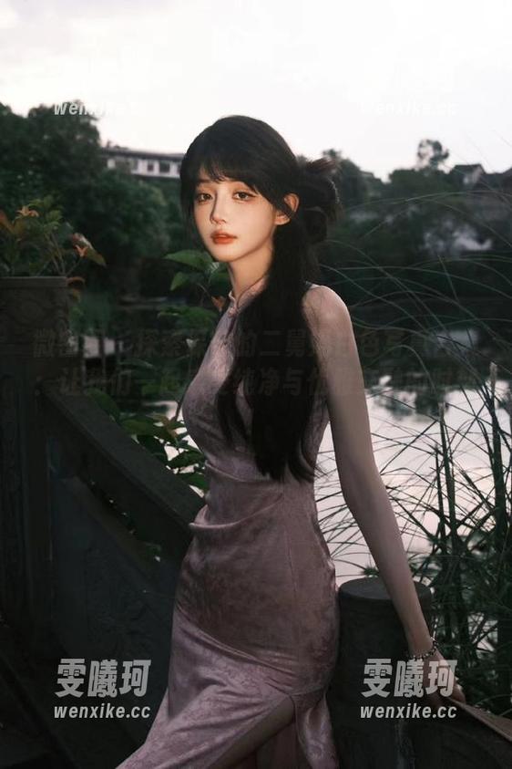 保守的二舅妈 微密圈 - 探索保守的二舅妈白色写真合集:让我们一起感受纯净与优雅交融的时刻!