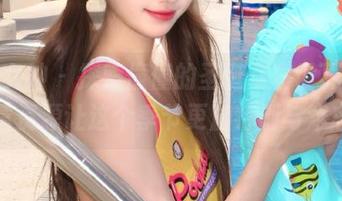 克拉女神 – 探索僮僮的圣诞写真世界，丰富资源让这个季节更加特别与难忘
