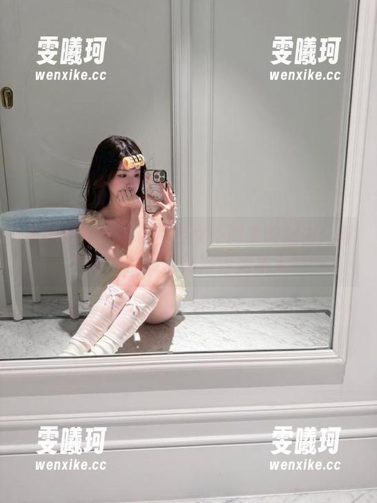 克拉女神-吕佳 克拉女神 - 感受吕佳女仆图集的魅力:每一幅作品都活泼得像她本人!