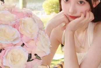 克拉女神 – 江琴学姐的最新美图套图，带你领略不一样的青春气息