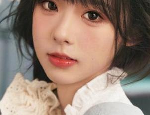 克拉女神 – 苏可可私房写真：校服里的清纯魅力，瞬间撩拨你心底的禁忌幻想