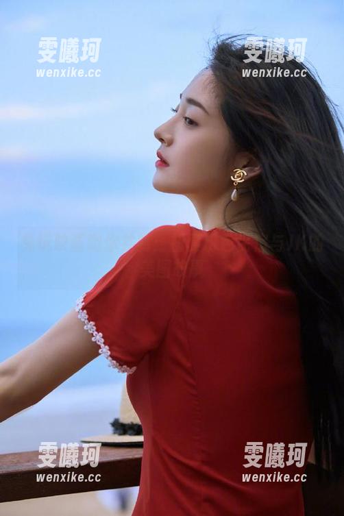兔玩映画 兔玩映画邀你共赏:初夏粉色民宿与JK的美图故事