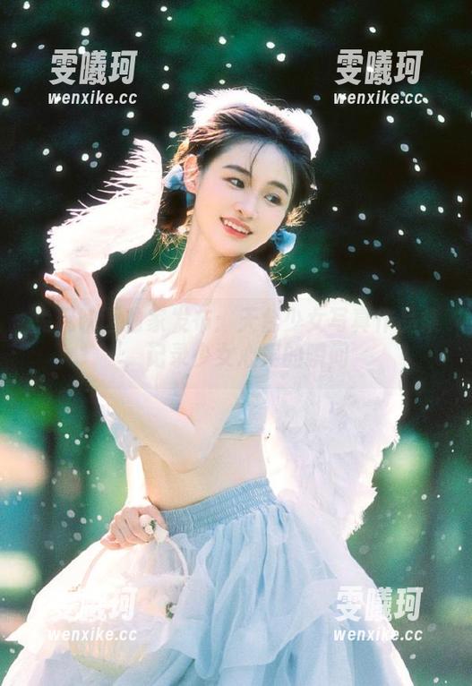 兔玩映画独家发布：天台少女写真作品集，记录少女心声的瞬间