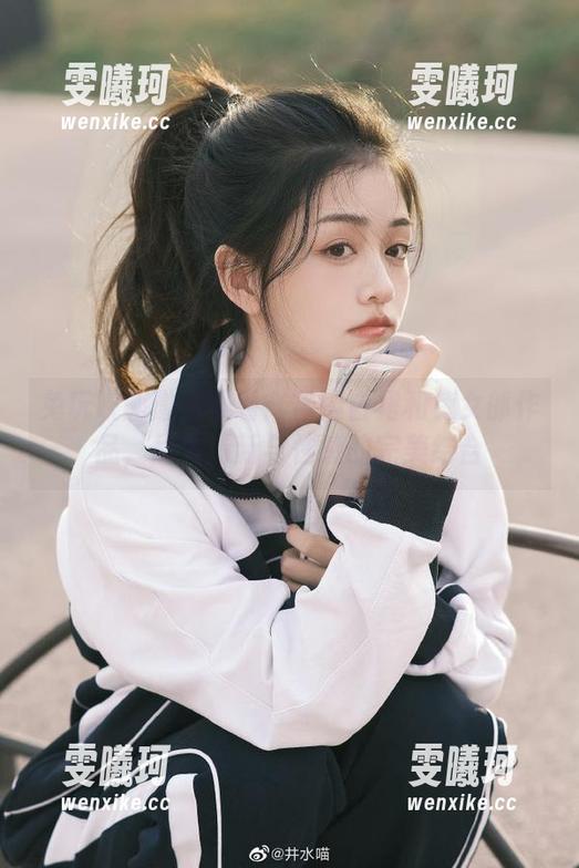 兔玩映画邀您观看：雷姆白裙和兔女郎作品，尽显清新与性感的完美结合