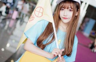 看啾小妍如何演绎暗夜猫女，还是那个味的原图与图包