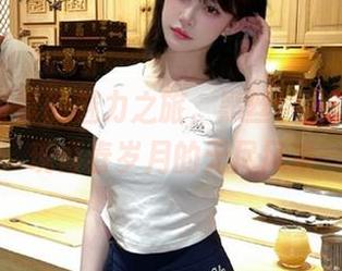 感受喵写真的魅力之旅，黑丝学妹的原图再现青春岁月的无尽风采