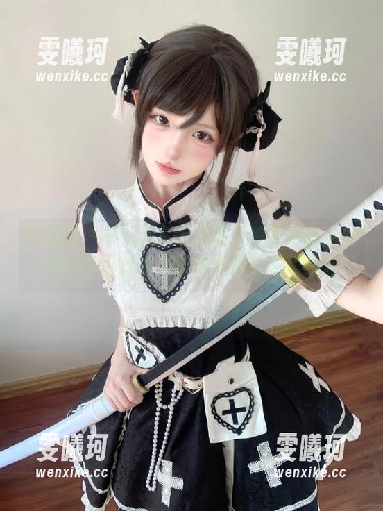 嗲囡囡-晗大大Via 嗲囡囡 - 晗大大Via万圣节美图更新上线,感受节日魅力与时尚风潮的完美结合!