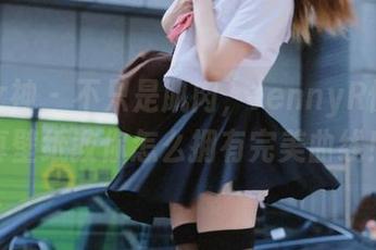头条女神 – 不只是肌肉，JennyR健身写真壁纸教你怎么拥有完美曲线！