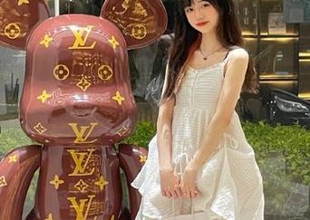 头条女神 – 精致优雅：语溪婚纱套图分享，带你领略婚礼魅力