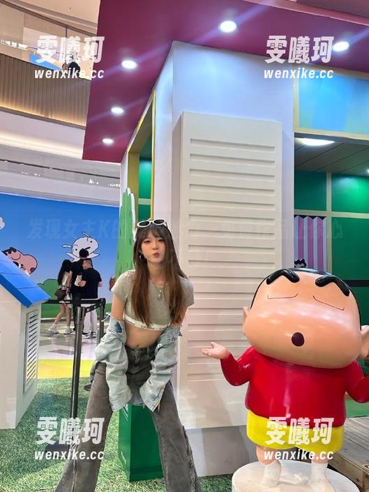 女主K 发现女主K的美脚魅力,免费作品让你心动不已!