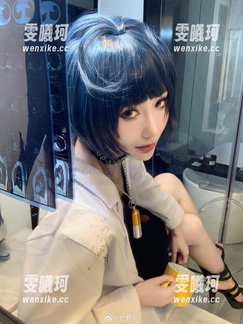 如月灰 只在这里!如月灰的美脚写真,下载沉醉于cos的奇妙世界!