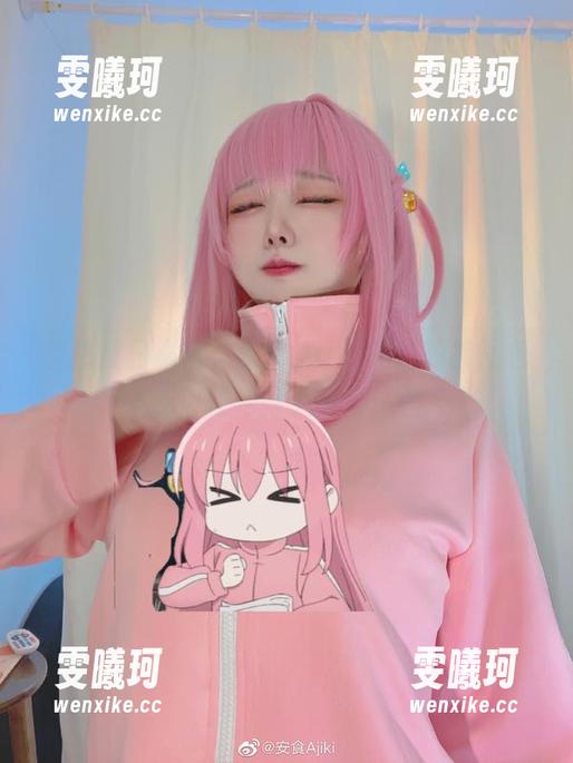 安食Ajiki 炎热夏日必备:安食Ajiki私拍短裤图包让你轻松打造时尚造型