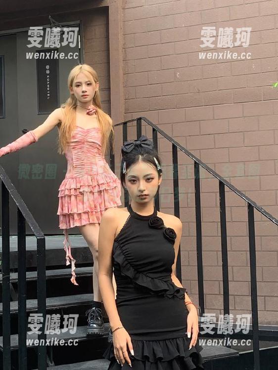 小萌子 微密圈 - 与小萌子共度温馨圣诞,全套图集唤醒你的节日梦!
