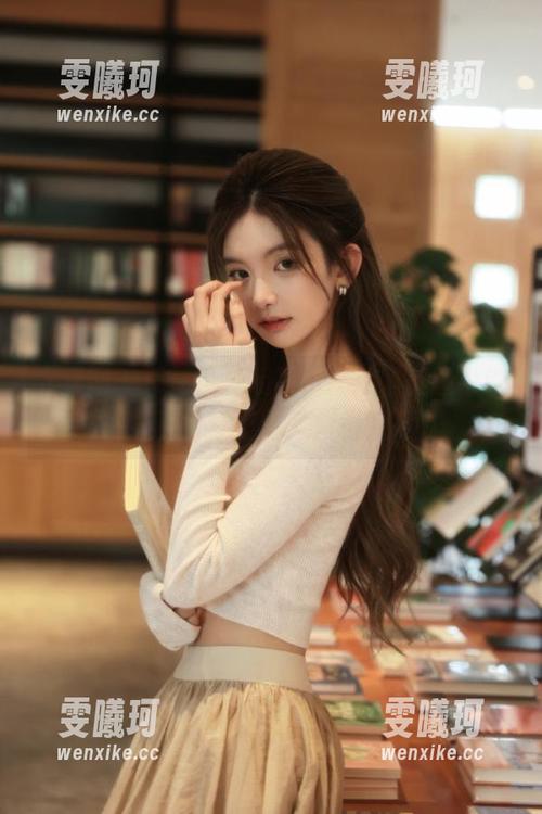 尤果网-于思琪 尤果网 - 于思琪泳装写真精选,美图中的夏日梦幻与激情碰撞