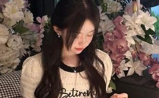 尤果网 – 尤娜娜带你游走家中：发现居家写真资源的无限可能！