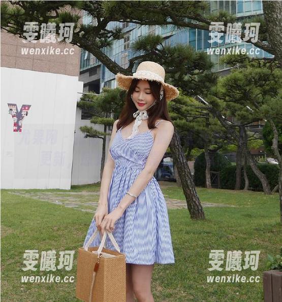 尤果网 - 探索李易童的最新《灰丝》作品更新，感受不同寻常的艺术氛围！