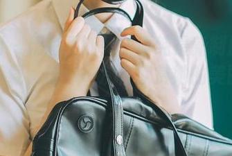 尤果网 – 精彩不断！王语纯最新制服写真免费下载，让你一次性欣赏她的美丽瞬间！