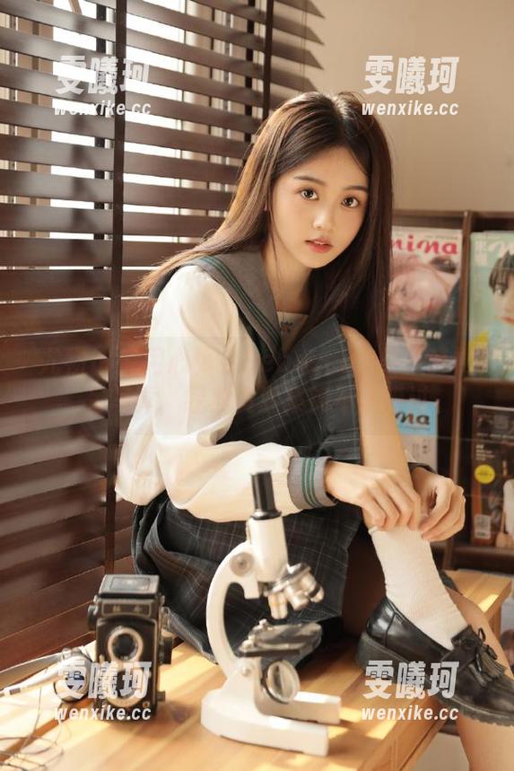 尤物馆-Rebecca_吴颖茵 尤物馆 - 用心体会Rebecca_吴颖茵裸足写真,经典资源集锦不可错过