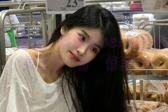 尤物馆 – 最新！潘琳琳ber的圣诞写真集，果然是一份‘惊喜’！