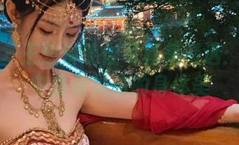 尤物馆 – 王紫琳瑜伽写真集精选：在优雅中感受灵动的身体美
