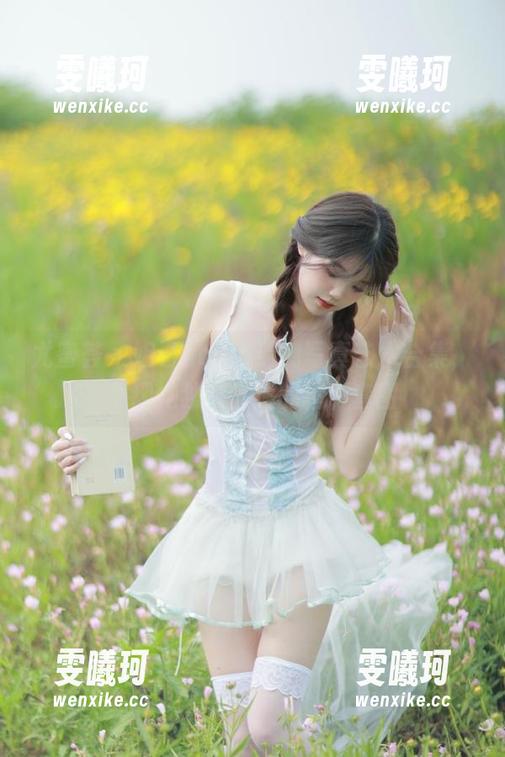 尤蜜荟-妲己Toxic 尤蜜荟 - 妲己Toxic清纯写真艺术合集,展现她独特气质的精彩套图