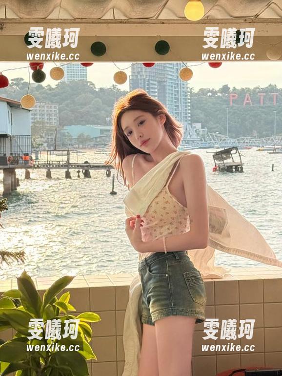 尤蜜荟-张思允Nice 尤蜜荟 - 探索张思允Nice黑色全集:颠覆传统的别致写真作品合集