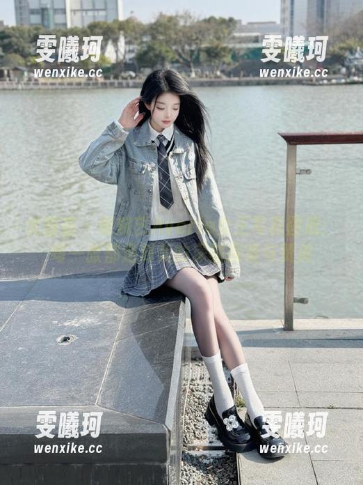 尤蜜荟-柴婉艺Averie 尤蜜荟 - 柴婉艺Averie女王写真图册:每一张都是对美的深刻探索与赞美