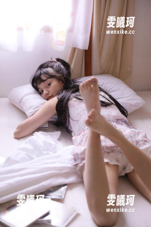 尤蜜荟-樱小白baby 尤蜜荟 - 一起来欣赏樱小白baby的圣诞套图分享,感受节日的欢乐氛围