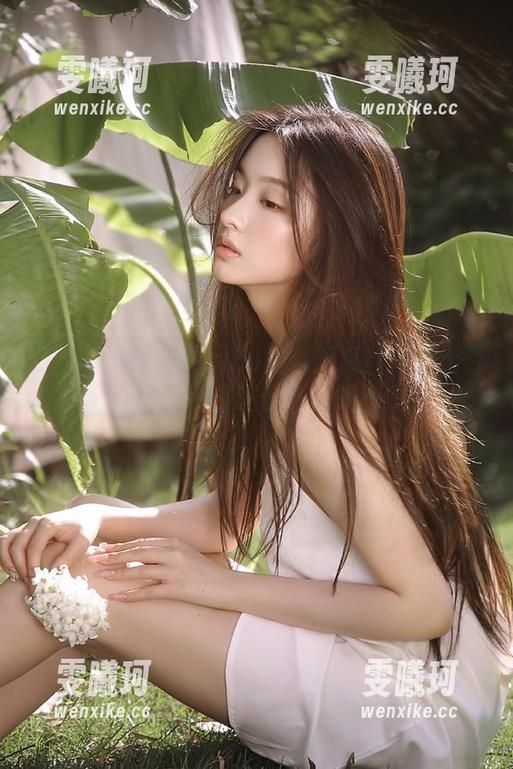 张思允nice 微密圈 - 张思允nice的制服黑丝魅力无穷,精选原图让你一见倾心!