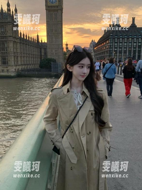 张思允nice 微密圈 - 张思允nice网袜写真全集:每个细节都诉说着风情与个性