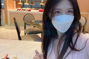最新美图更新！跟随抖娘利世的班主任家访，发现那些不可思议的校园故事