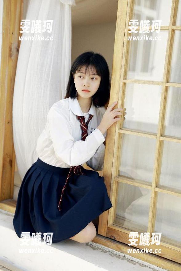 推女神-Una尤娜 推女神 - 跟随Una尤娜的步伐,欣赏她最新的户外写真作品,感受无尽的自然之美