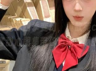推女神 – 览尽四季变幻，黄歆苑chobits的全套甜心图集带你追逐美丽的足迹