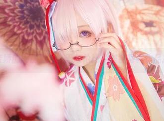 日奈娇的厨房魅力：无与伦比的美食写真作品揭晓