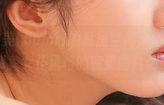 走进普美(bomi)的私房空间，感受她性感兔女仆风格的完美图片记录