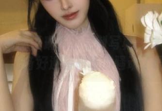 微密圈 – 林子琳喵的定制写真：穿上职业装，准备好迎接职场的骚动了吗？